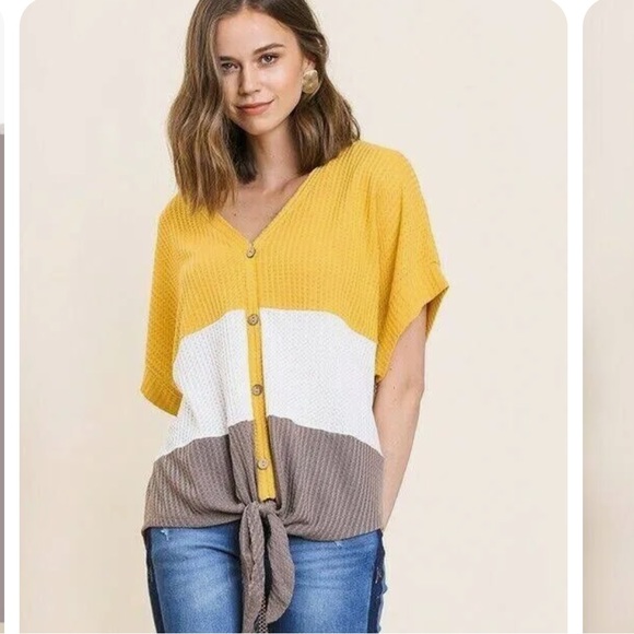 Umgee USA Pullover Tie Waist Waffle Knit Top Womens L Short Sleeve V Neck - Picture 2 of 10